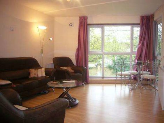 1 Bedroom Flat